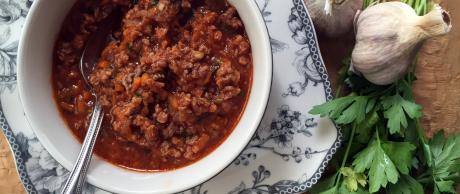 Easy to make italian style bolognese sauce for pasta