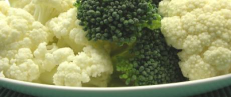 Crema fría de Brócoli y Coliflor con Tofú